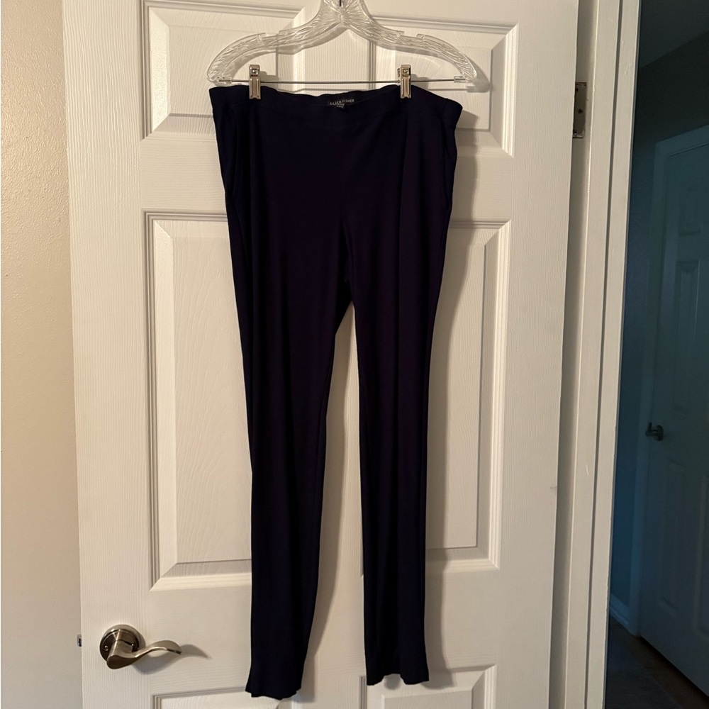 Eileen Fisher navy  straight leg crepe Stretch Fabric